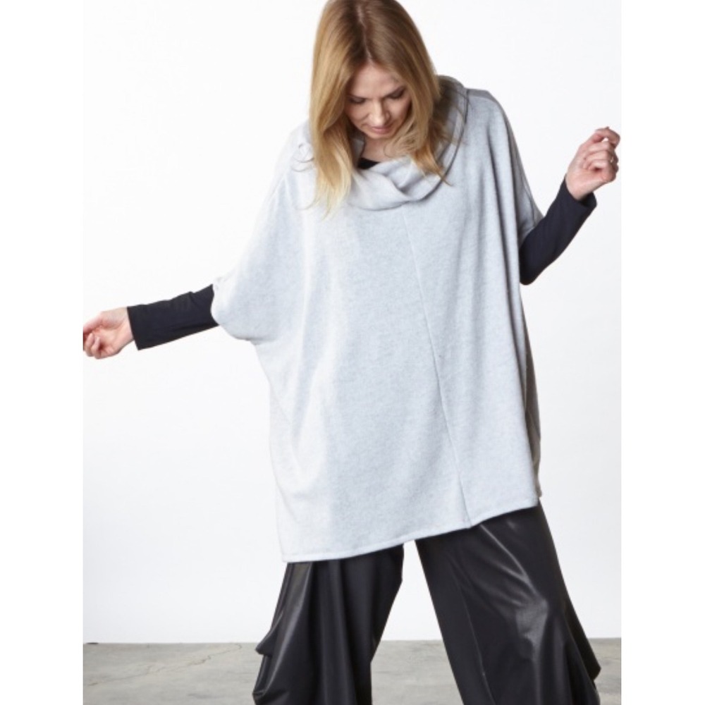 Brynn Walker Womens Top L Grey Cowl Neck Poncho Oversized Lagenlook Minimalist